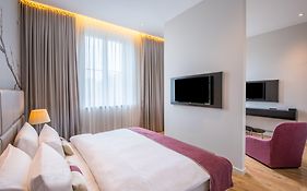 Crowne Plaza Berlin - Potsdamer Platz, an IHG Hotel